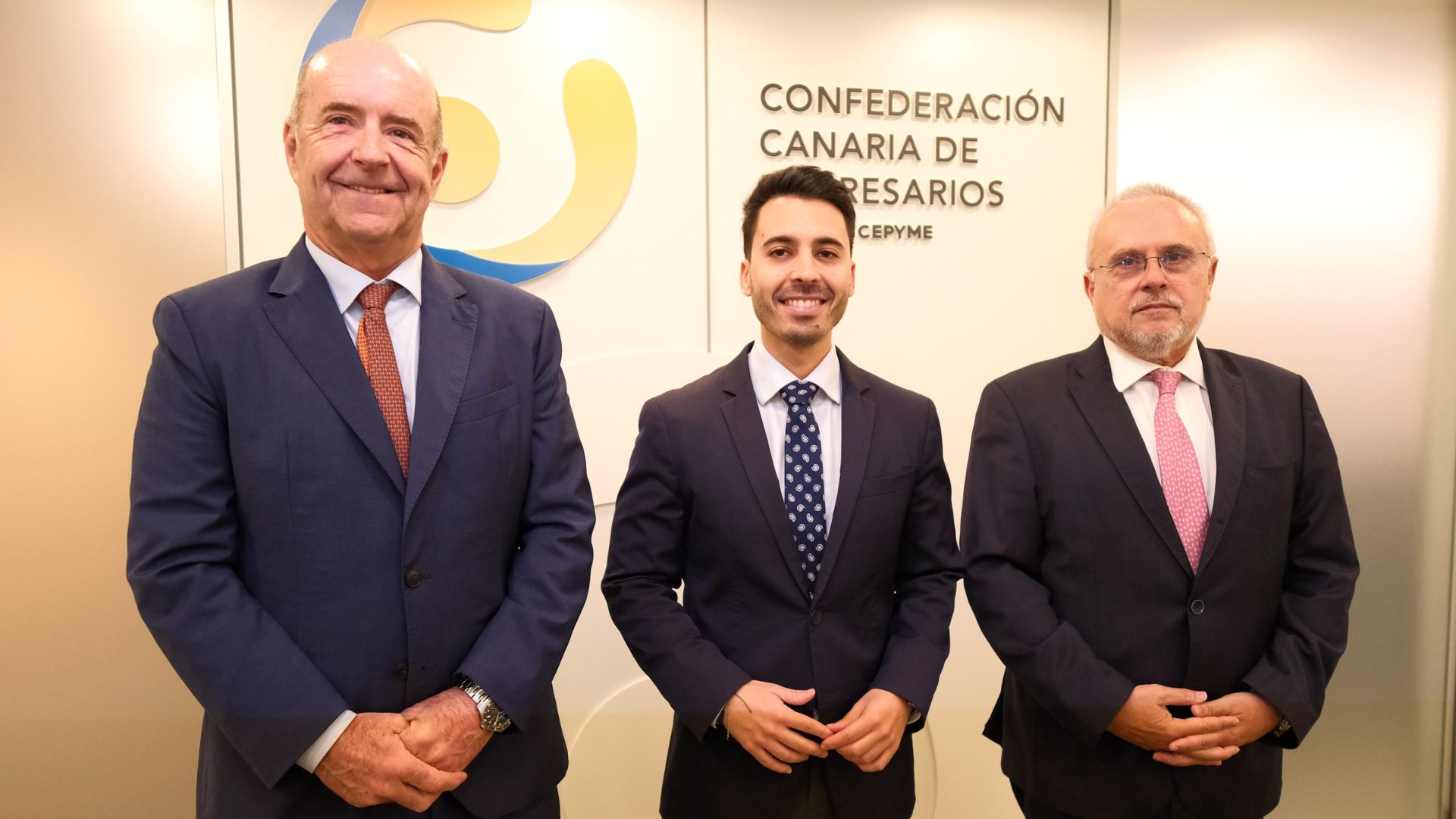 Reunión de la Junta Directiva de la CCE con Alberto Hernández, director general de Energía del Gobierno de Canarias