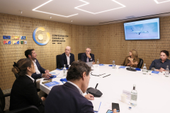 Reunión de Air Europa con la CCE para presentar su operativa de vuelos internacionales.