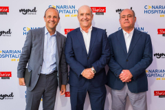 El presidente de la CCE durante la inauguración de Sholeo Lodges Maspalomas, establecimiento turístico impulsado por Canarian Hospitality