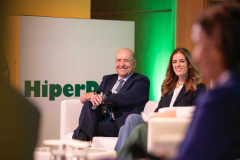 El presidente de la CCE participó en el Congreso Dinosol 2025, celebrado con motivo de su 40 aniversario